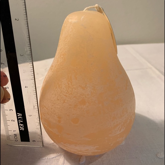 Pear Candle - Vance Kitira - Picture 4 of 5